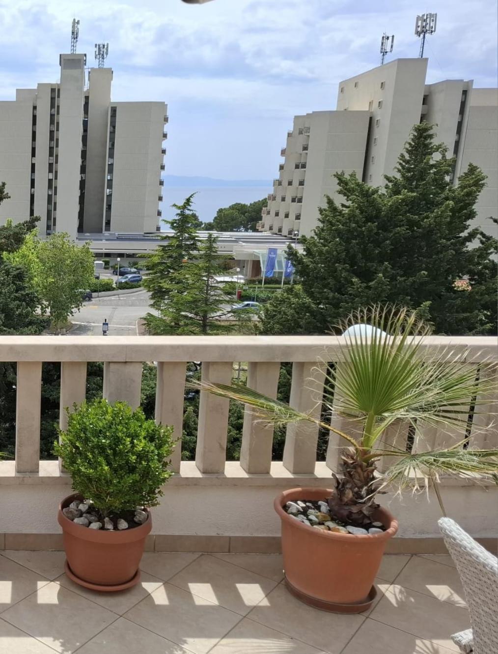 Апартаменты Happy Basset Terrace Макарска Экстерьер фото